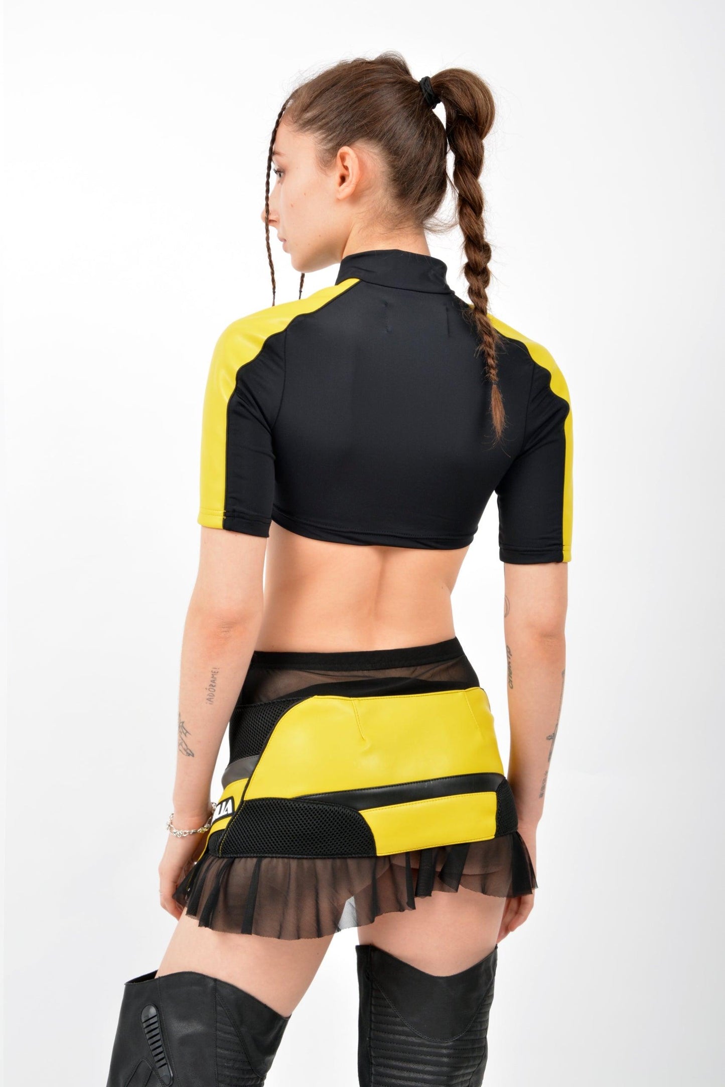 #color_yellow