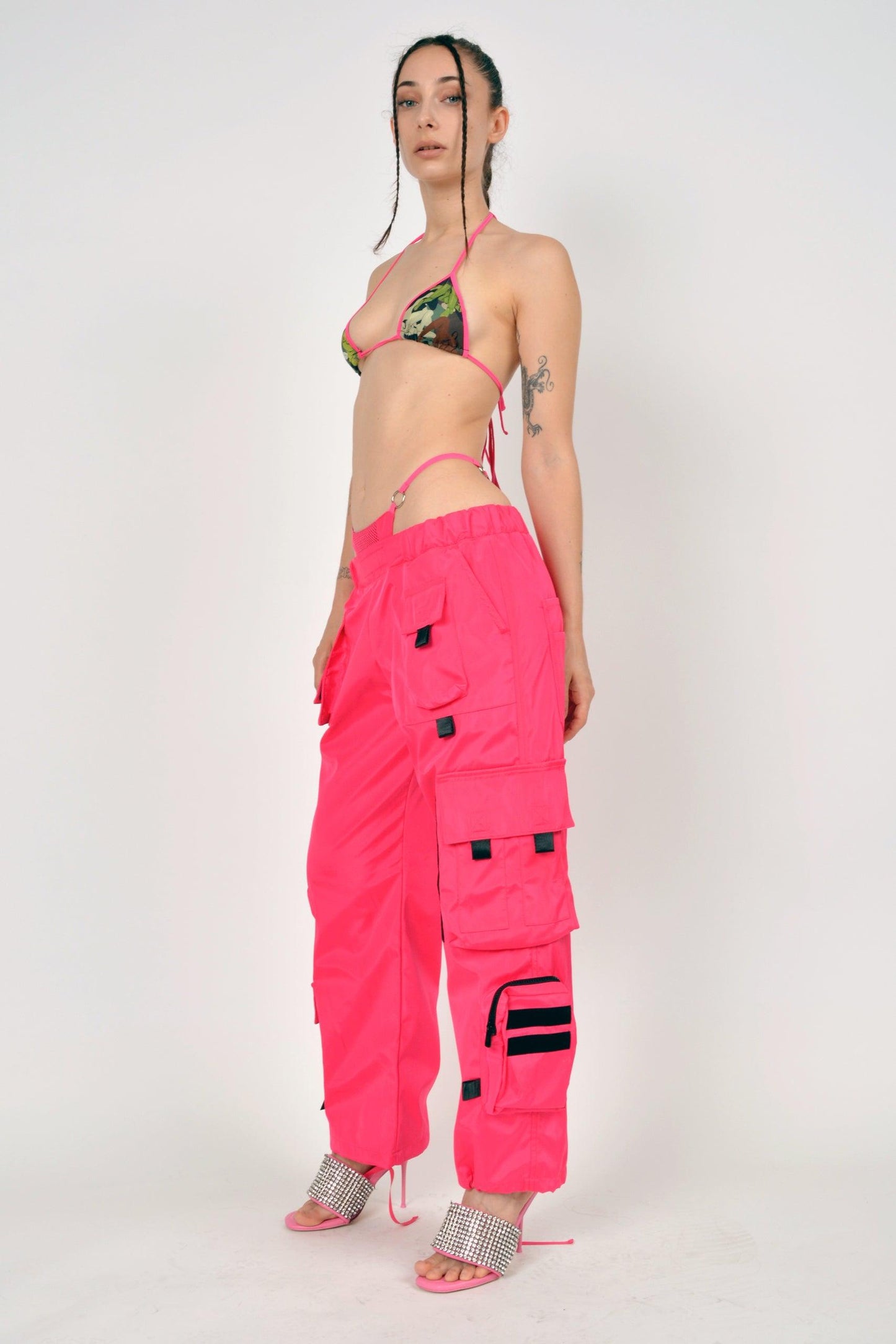 #color_neon pink
